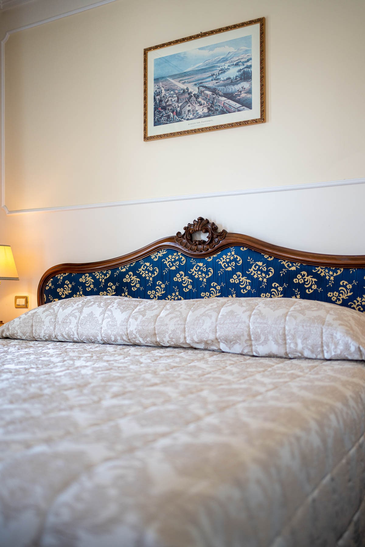 Letto matrimoniale della Junior Suite Executive